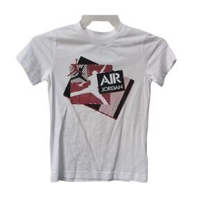 Air Jordan T-shirt size Childs Small NWT